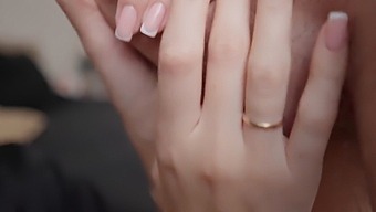 Teen'S Oral Pleasure With Cum Close-Up In Hd Porn