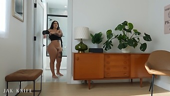 My Roommate Roxanne Roselle Has A Big Booty. She Sucks Cock.